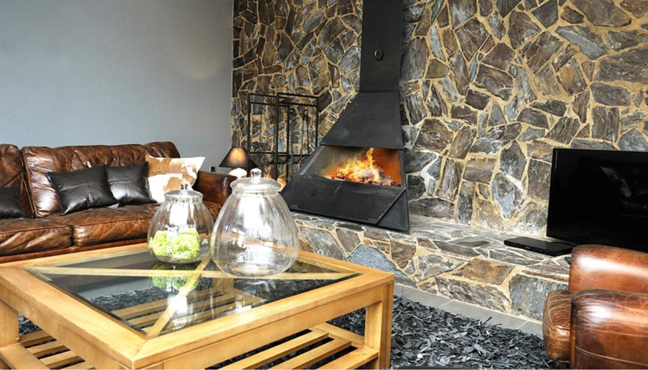La Caseta De Queixans Con Chimenea Puigcerdà Екстериор снимка